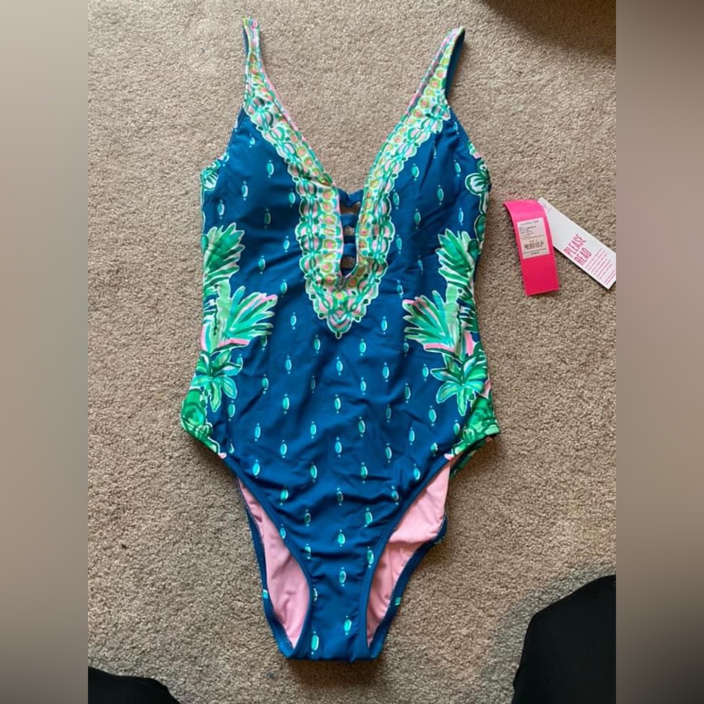 NWT Jasper One Piece in Macaw Blue Coconut 
Size 6